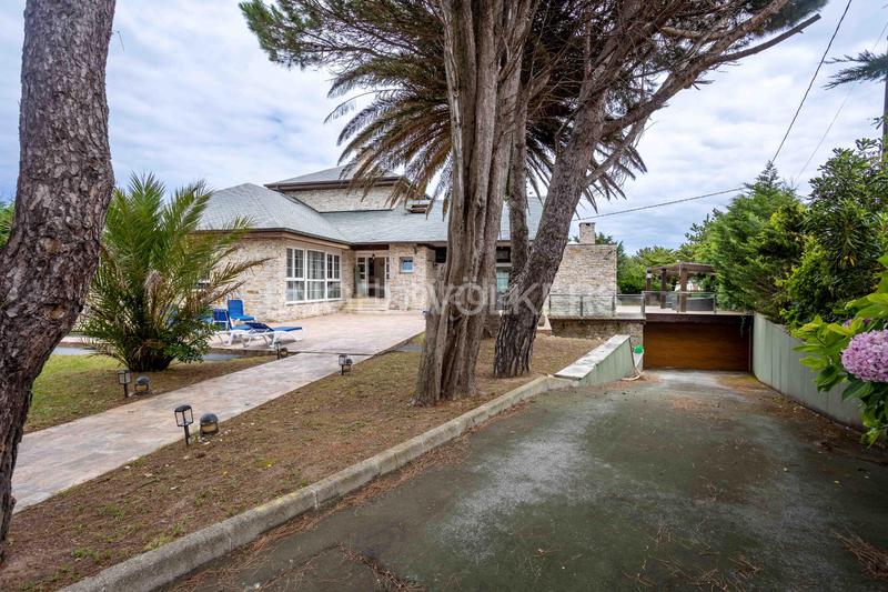 Foto c588585c-7b2a-4ab1-a3c3-2b781b782b5a. Casa espectacular chalet en Liencres en Liencres Piélagos