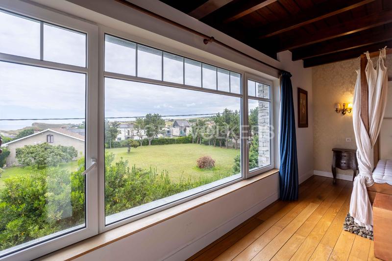 Foto df8158e0-3c56-4a32-afe6-a1fbd5539ca7. Casa espectacular chalet en Liencres en Liencres Piélagos