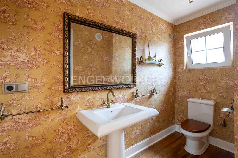 Foto e4403686-c40e-4177-b6f7-d136b186cd08. Casa espectacular chalet en Liencres en Liencres Piélagos