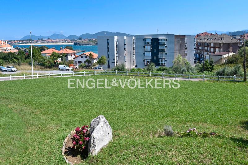 Foto 041b7a98-fa1c-4bb1-89a1-f24ddbb565d1. Haus mit heizung in Arnuero