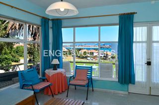 Haus  Barrio isla- calleja. Excelente casa junto a la playa en isla