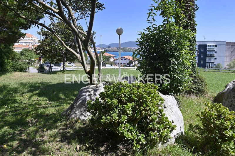 Foto e5202b1f-f4c9-4dca-a330-01aaf15273d2. Casa amb calefacció a Arnuero