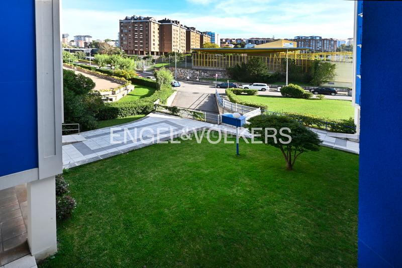 Foto 79d6ae37-e328-4efb-b66c-76e66168e95c. Appartement avec chauffage parking dans El Sardinero Santander