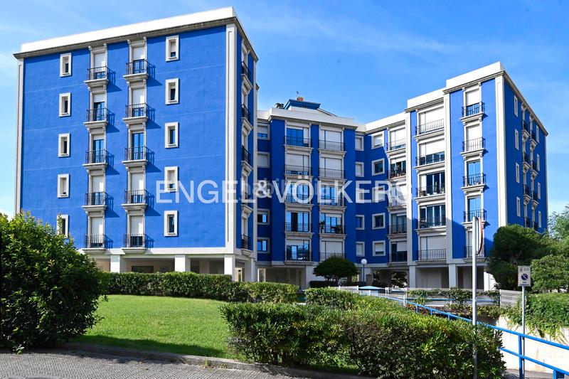 Foto 7a25d729-904e-43b6-b0f8-e537f1ef46f9. Appartement avec chauffage parking dans El Sardinero Santander