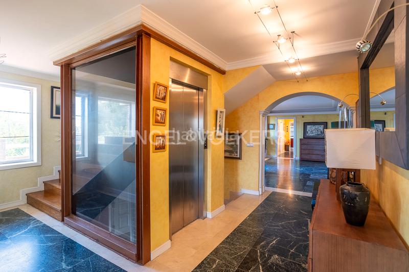 Foto 0ad13613-db1d-4358-bec1-306e737e44fe. Maison avec chauffage parking dans Sancibrián Santa Cruz de Bezana