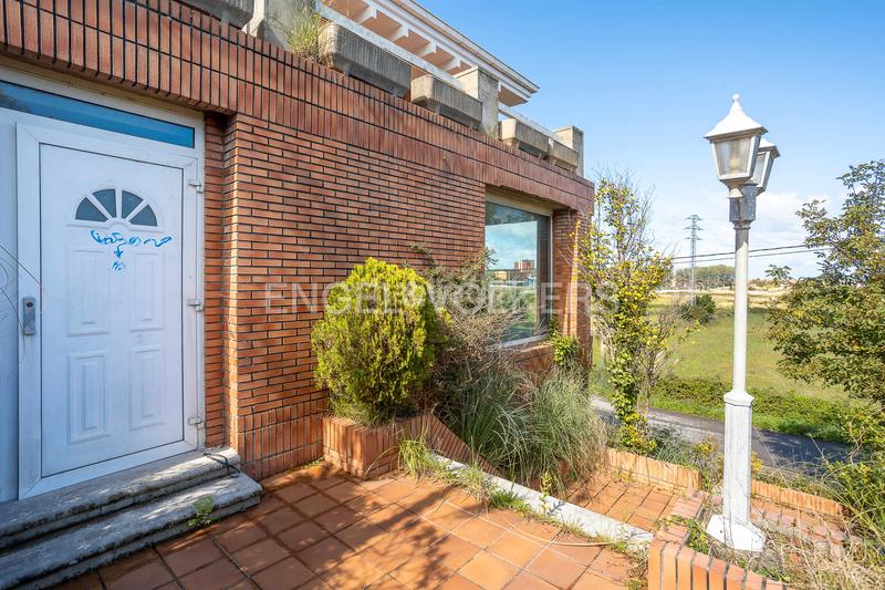 Foto 30c18a7b-e3ab-483f-b8b1-7e223441d5ef. Maison avec chauffage parking dans Sancibrián Santa Cruz de Bezana