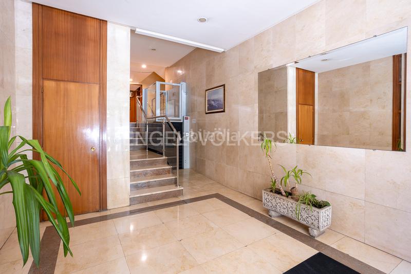 Foto 29126edb-adb3-407e-8313-0935a020c963. Alquiler apartamento magnífico piso en lope de vega en Santander