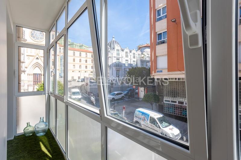 Foto 35930aed-8595-4887-8aca-c452266b8ea2. Lloguer apartament amb calefacció a Puerto Chico Santander