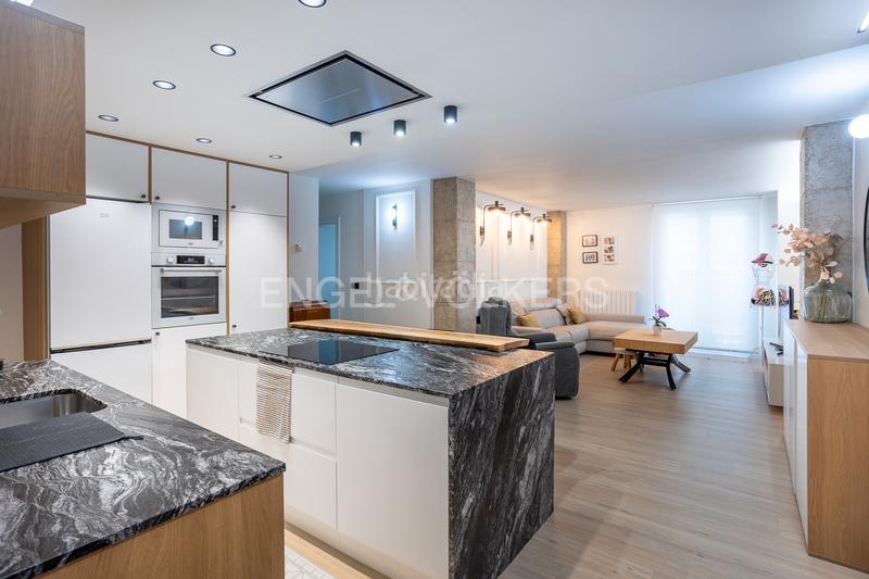 Foto a6b1ac2c-64fa-4a2e-b842-9445ea156f35. Lloguer apartament amb calefacció a Puerto Chico Santander