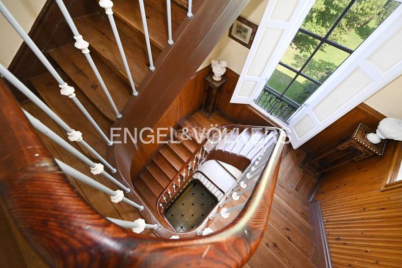 Foto 1006aeec-a274-48d7-973e-22edb2ba0359. Casa excelente casa indiana en cos en Mazcuerras