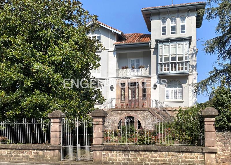 Foto 5e120fb7-ea43-4731-88f5-5ac73466fef4. Casa excelente casa indiana en cos en Mazcuerras