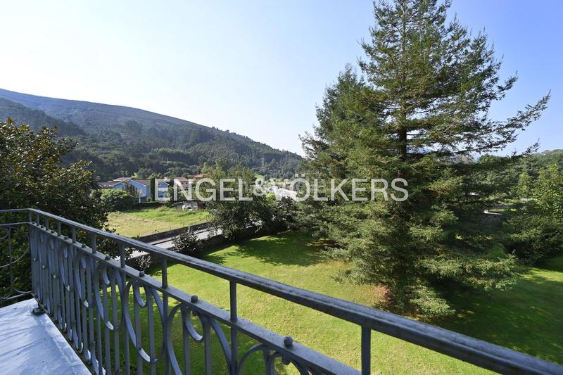 Foto f8ce94ea-b231-407d-b25e-38bccfe5b096. Casa excelente casa indiana en cos en Mazcuerras