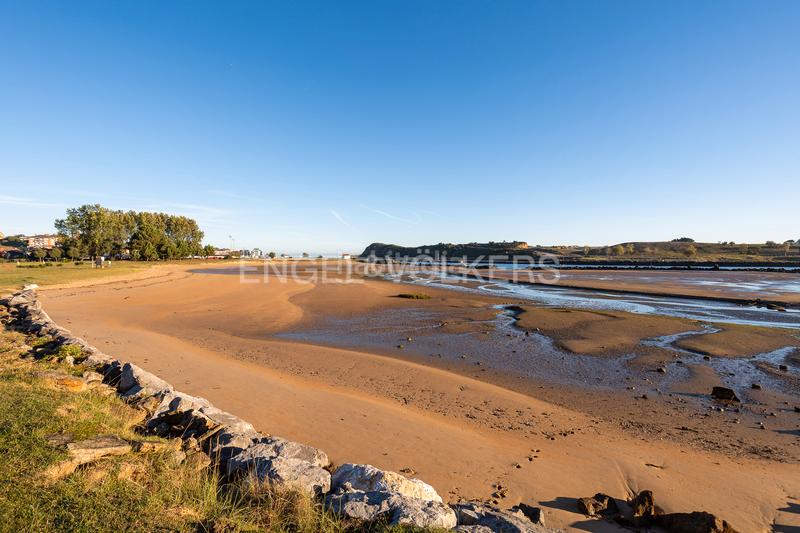 Foto 0188f3b4-b224-4407-a6e4-11dbb296f06c. Casa con riscaldamento in Suances