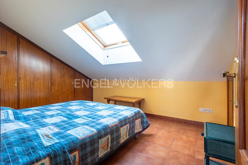 Foto 5776e387-0dcb-4ea3-98c8-00aadb4ee51c. Casa con riscaldamento in Suances