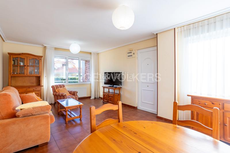 Foto 6dd7e0a0-8ba7-439d-9a70-8d6eca92dcbe. Casa con riscaldamento in Suances