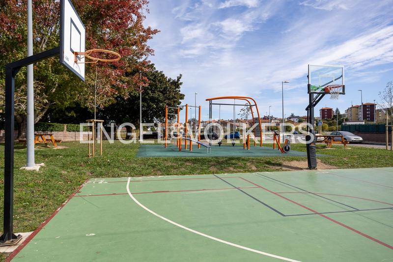 Foto 7b5e79fb-8102-4c11-b0eb-38f6d5de1358. Casa con riscaldamento in Sierrapando Torrelavega