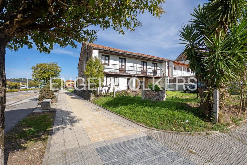 Foto ba978d02-8a6a-4bd4-b879-24eee3e5c112. Casa con riscaldamento in Sierrapando Torrelavega