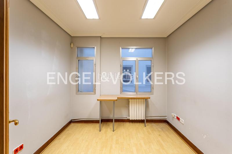 Foto 4e33068d-dddd-4fbc-bc50-fb1eaf8ab021. Apartamento magnífico piso en calle lealtad en Centro - Ayuntamiento Santander