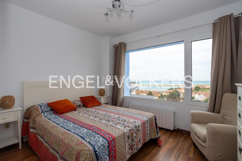 Foto 1895ba08-369d-4f7c-a6e9-e615627aa6f9. Casa exclusiva casa en Mogro espacio, piscina privada y vistas al mar en Miengo