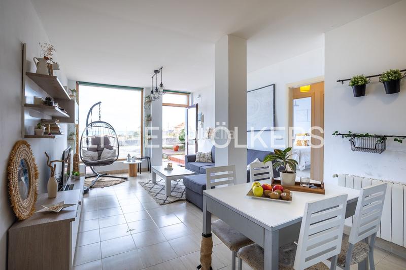 Foto 6b97b385-37aa-4d20-a2ce-a5aad9376894. Casa exclusiva casa en Mogro espacio, piscina privada y vistas al mar en Miengo