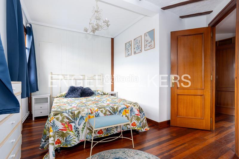 Foto 9a0d1de2-0d91-4fa8-8297-080ad6699feb. Casa exclusiva casa en Mogro espacio, piscina privada y vistas al mar en Miengo