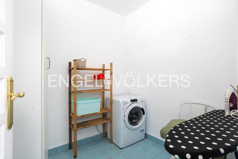 Foto a4b10f82-05cc-4f12-9f67-e64ad5854422. Casa exclusiva casa en Mogro espacio, piscina privada y vistas al mar en Miengo