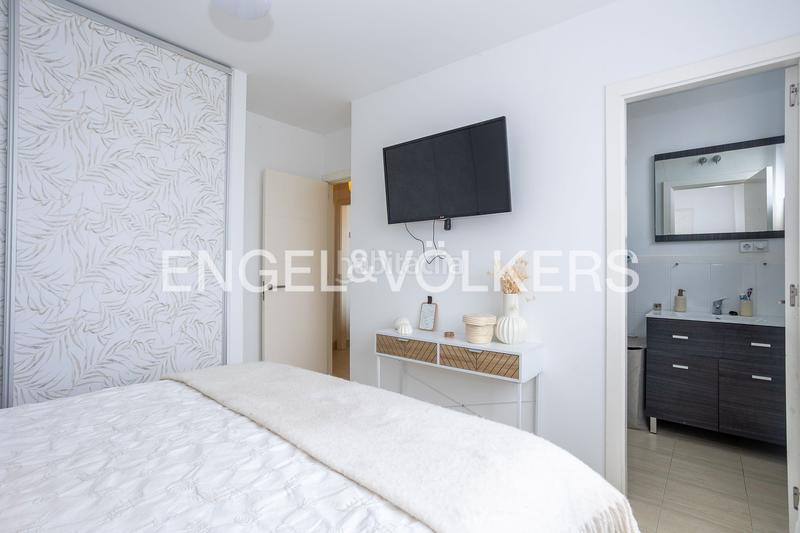 Foto eccb7d74-6c58-46ed-b190-9dc9eaa9ace5. Casa exclusiva casa en Mogro espacio, piscina privada y vistas al mar en Miengo