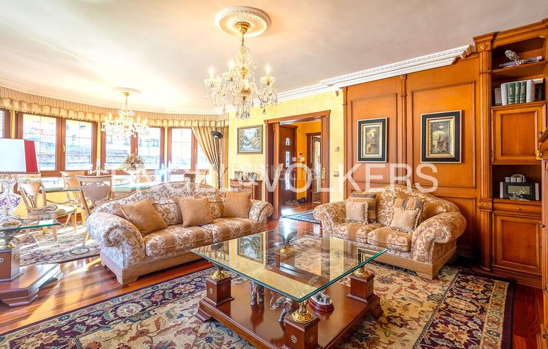 Foto 3191efc2-91de-41ed-92f3-301c7db13a0f. Casa con riscaldamento parcheggio in Maliaño Camargo