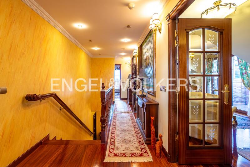 Foto 4fc40b80-340e-4da0-b92a-b0d496507bee. Casa con riscaldamento parcheggio in Maliaño Camargo