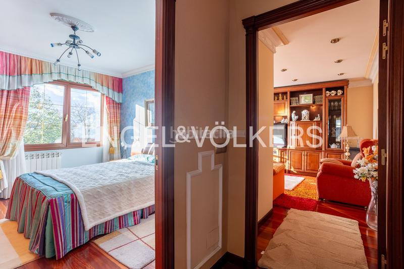 Foto bbb41e57-e82a-43c5-94b6-893fd43281de. Casa con riscaldamento parcheggio in Maliaño Camargo