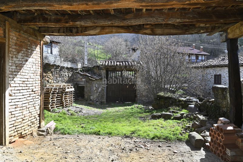 Foto f55d9ae3-fcf9-48c3-b9dc-5faf4af9fb9f. Masía casona con historia en liébana en Camaleño