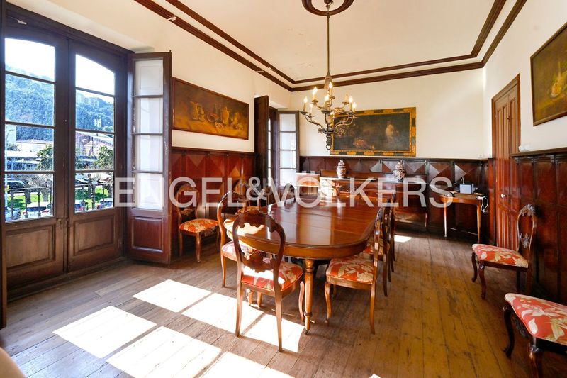 Foto 0f38d789-286a-4291-8c28-60e98d2d35c0. Haus mit heizung parking in Centro Laredo