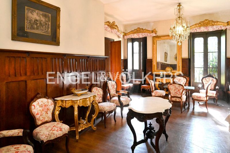 Foto 5039aaa9-819b-474b-b8c2-ca3afb4337e0. Haus mit heizung parking in Centro Laredo