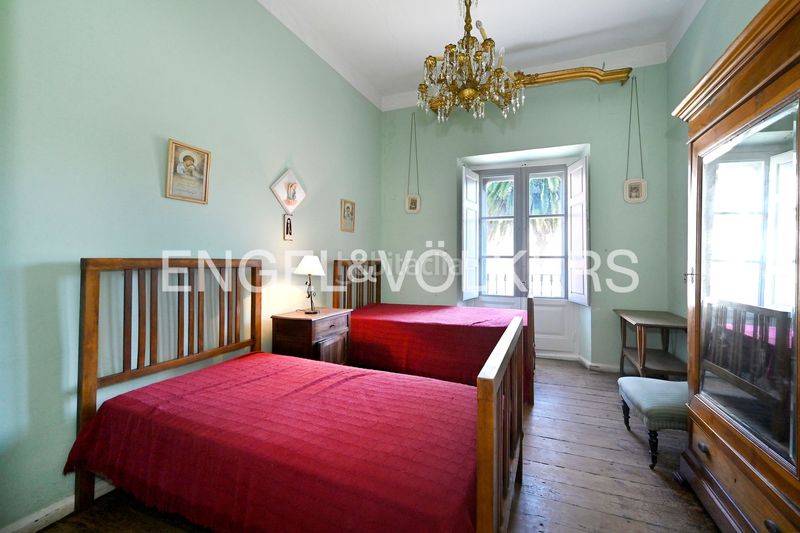 Foto 525f3f14-c13e-4cdc-a05f-d2cbc5b2e3df. Haus mit heizung parking in Centro Laredo