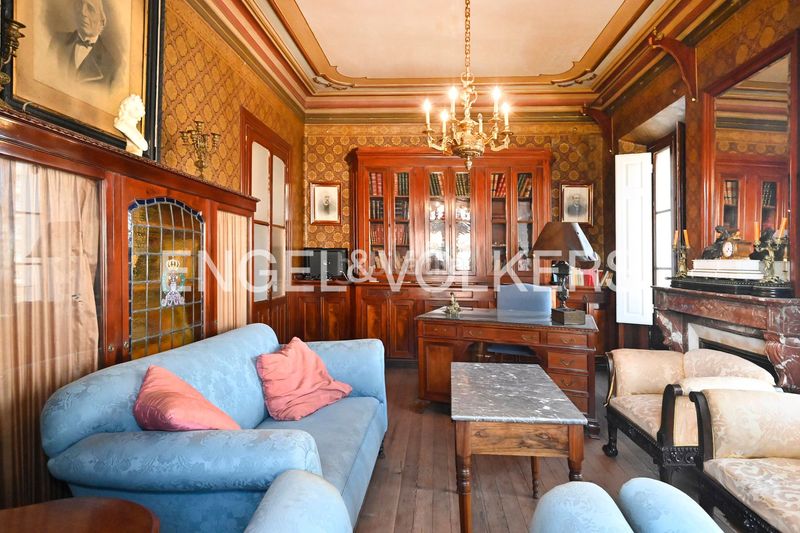 Foto f0bb1fa3-0e85-47cb-8d05-ab43e9567920. Haus mit heizung parking in Centro Laredo