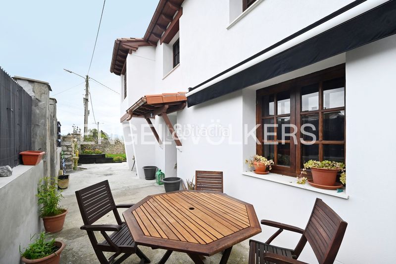Foto 5b0b18be-cdb1-4901-9142-8ad6319dfdce. Casa amb calefacció aparcament a Suances