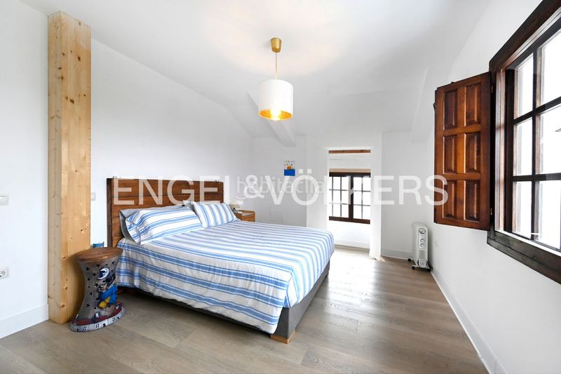 Foto bb3bc348-55b5-4877-a8e7-d90a9371a5a2. Casa amb calefacció aparcament a Suances