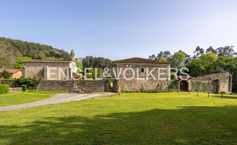 Foto f1513c47-a44b-4ea9-90de-fed01b3f6918. Casa amb calefacció a Ribamontán al Monte