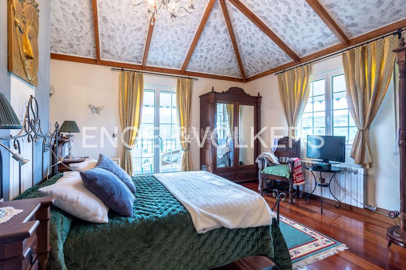 Foto a1a23000-4682-4da9-b2e1-d68b845bd447. Casa con riscaldamento parcheggio piscina in Güemes Bareyo