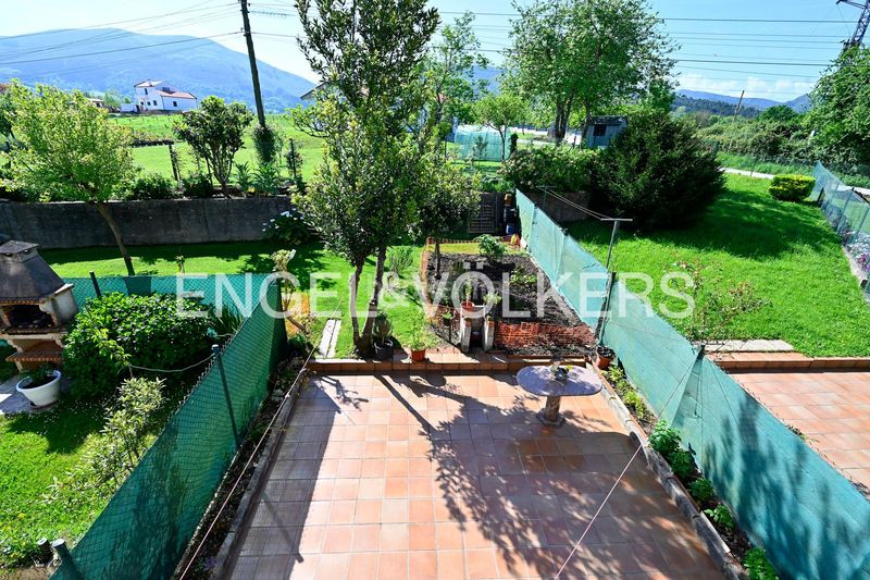 Foto aa244fc6-ed68-42b8-a081-0e10628d6c4c. Casa amb calefacció aparcament a Mazcuerras