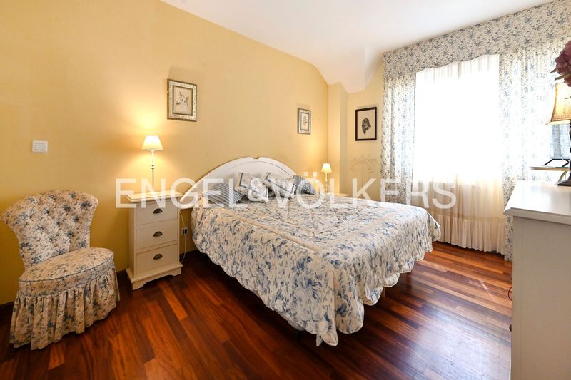 Foto f972d96d-a6e9-4a57-a715-124c8426bbac. Casa amb calefacció aparcament a Liencres Piélagos
