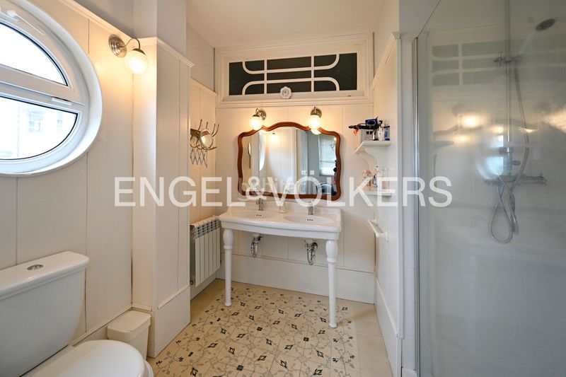 Foto 48ac6aee-ae71-4d8c-bc95-f5585b4988ce. Casa amb calefacció piscina a Liencres Piélagos