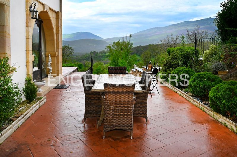 Foto 095ca0e6-0cd3-45b0-9925-a8907f9028de. Casa amb calefacció piscina a Reinosa
