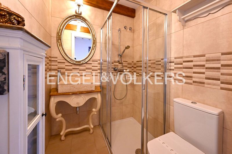 Foto 7862e9a4-bd06-4303-9688-7cd68a7b7988. Casa amb calefacció piscina a Reinosa