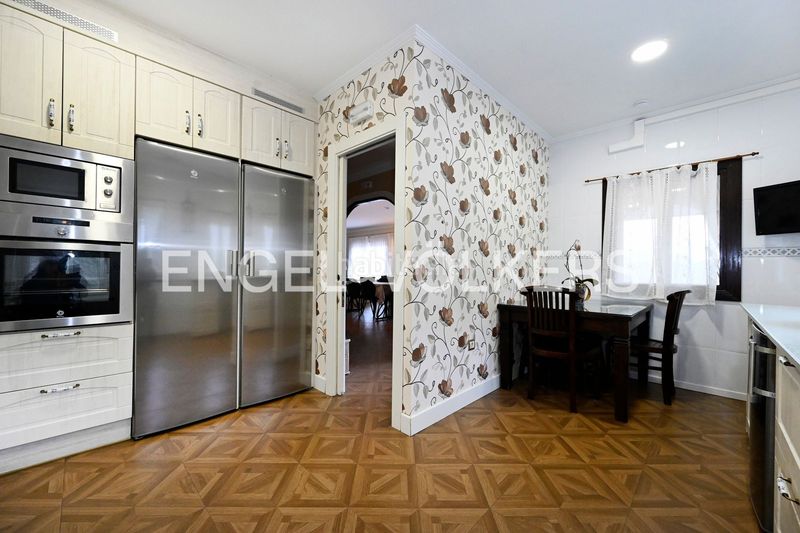 Foto b2f1b1d3-8ed4-4365-a433-5ae31e5554e5. Casa amb calefacció piscina a Reinosa