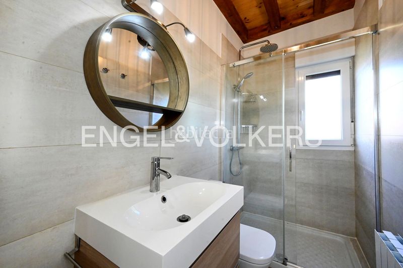 Foto b7415033-3d84-4a98-9db1-f3dd534d41e4. Casa magnífica casa independiente en Suances