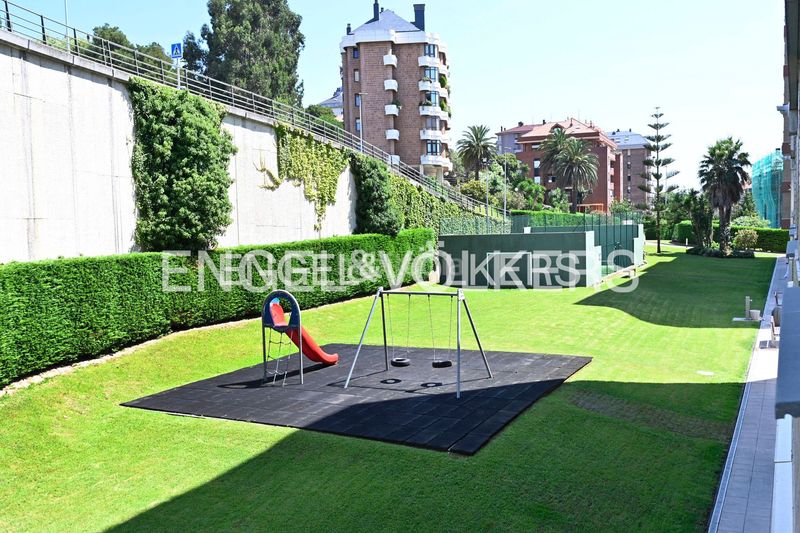 Foto bba8e14a-18f6-40f4-b326-e194d816b93f. Lloguer pis amb calefacció aparcament piscina a La Pereda Santander