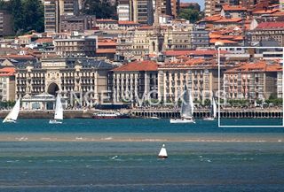 Rent Flat  Paseo de pereda. Magnífico apartamento frente a la bahía de santander