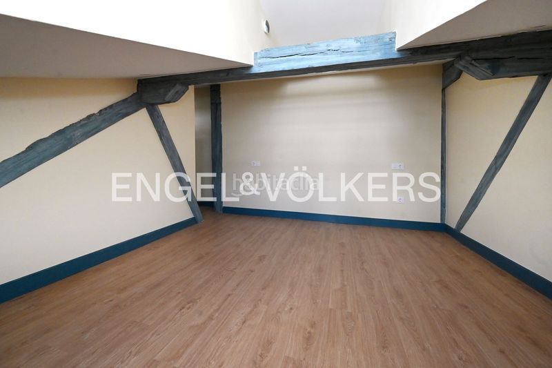 Foto fea37b33-cb78-4fa3-b24f-98c63c5c0ac5. Rent flat with heating in Puerto Chico Santander