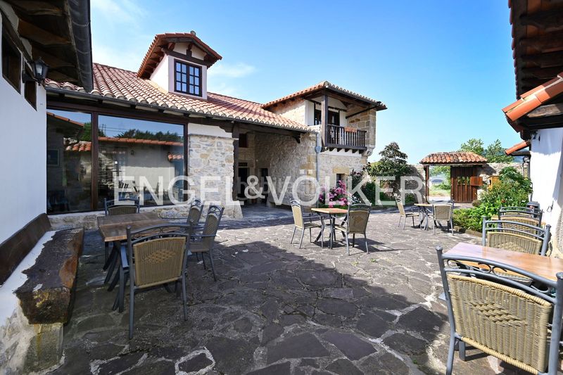 Foto bc154325-3bb4-4ae7-87af-5ee85ab1e3fe. Casa amb calefacció a Mogro Miengo